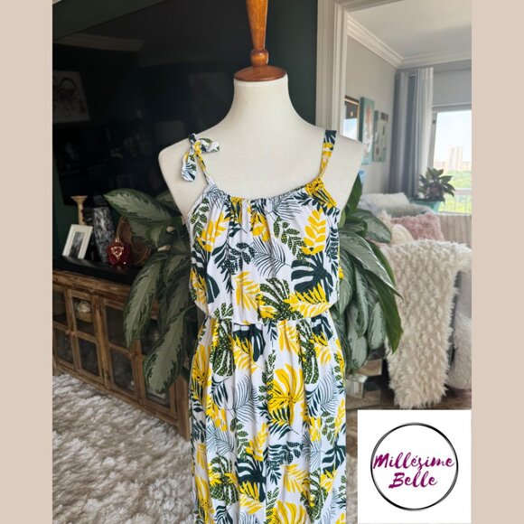 International Tropical Dress - Picture 4 of 7